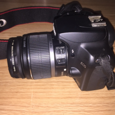 Canon EOS 1000D (lens kit 18-55 is)